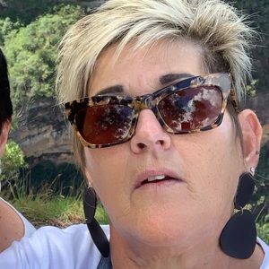 Meet your Posher, Mandy